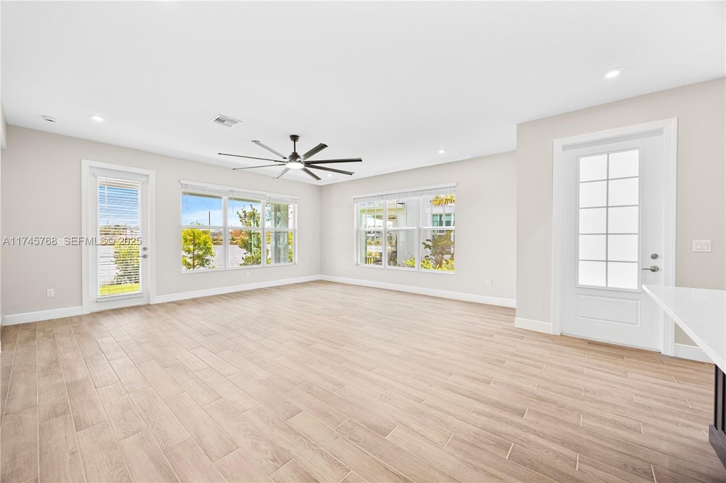 3542 Nw Solange Court - Photo 13