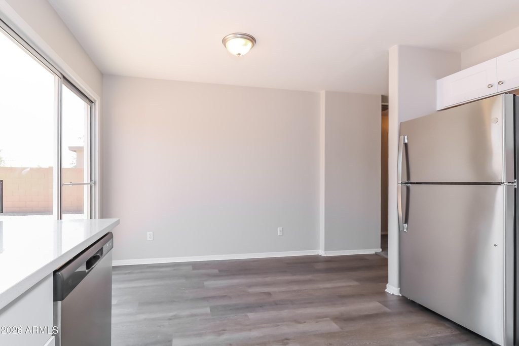 12005 W Scotts Drive - Photo 4