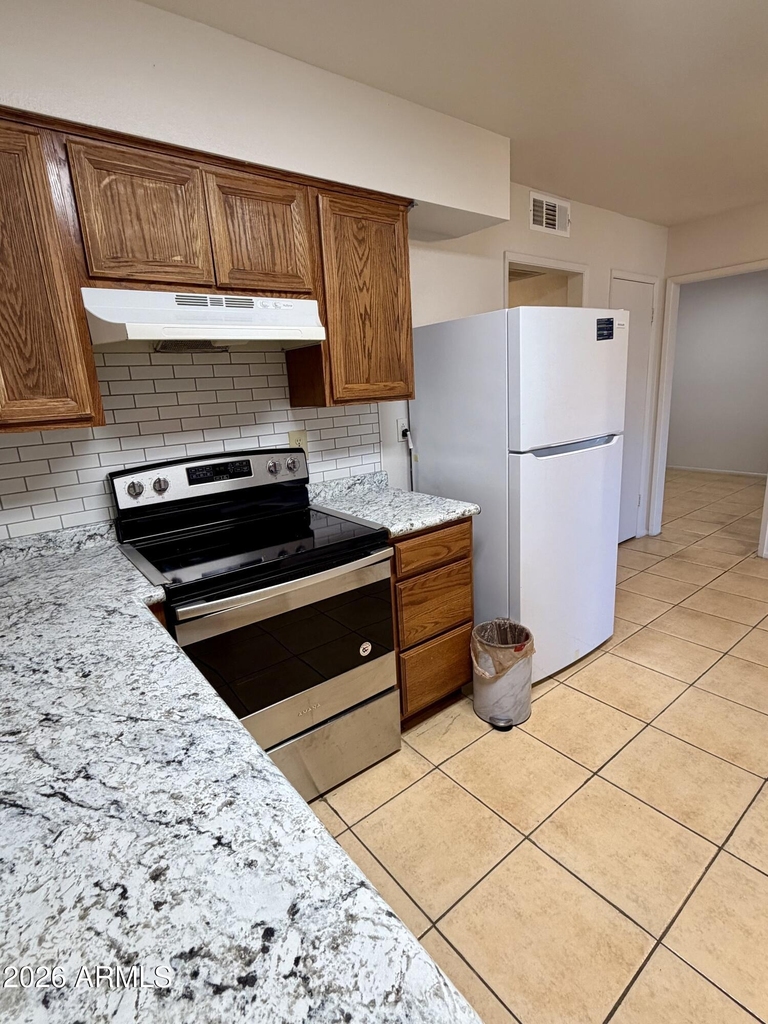 12624 N 105th Avenue - Photo 8