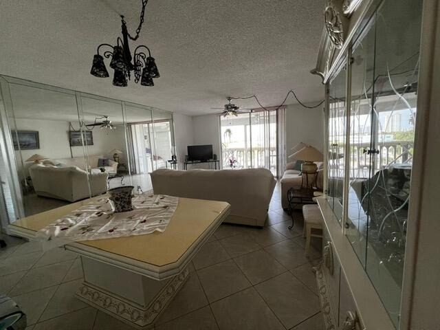 1001 Ne 14th Avenue - Photo 3