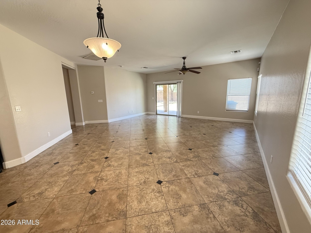 2208 N 93rd Lane - Photo 3