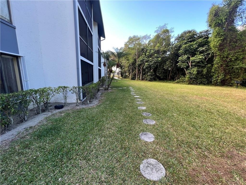 1009 Green Pine Boulevard - Photo 1