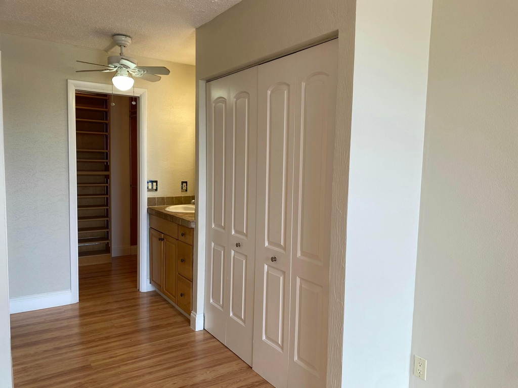 4 Royal Palm Way - Photo 11