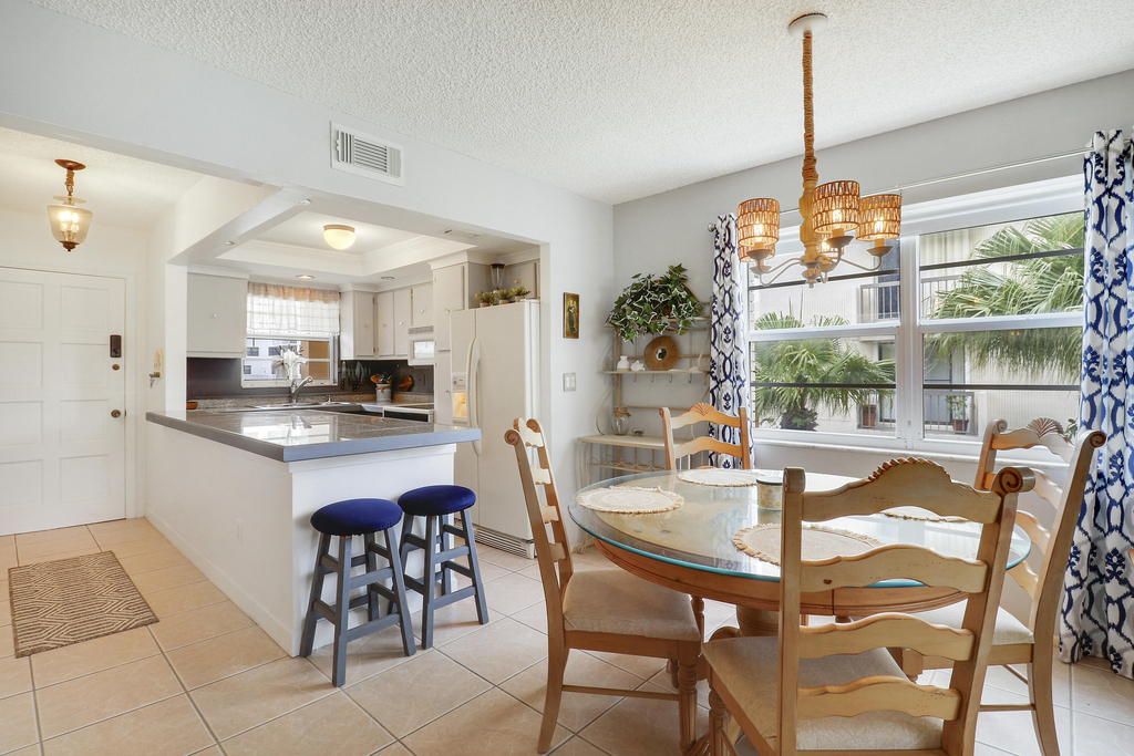 308 Golfview Road - Photo 5