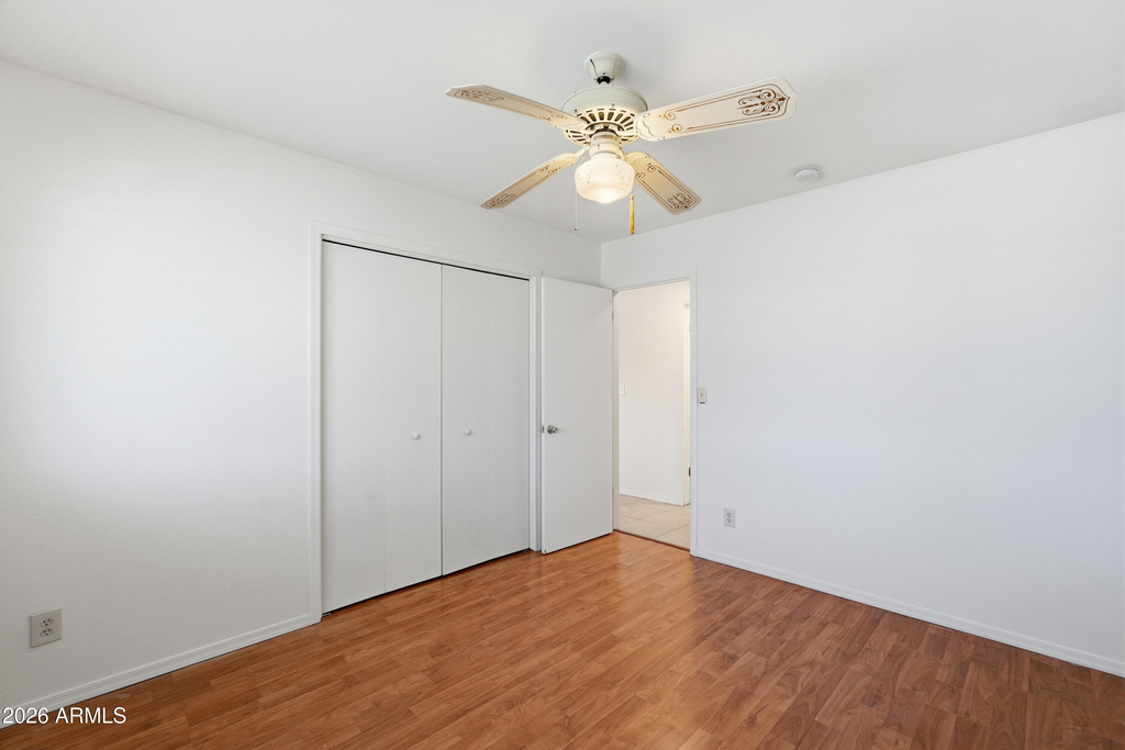 10747 W Hope Drive - Photo 18
