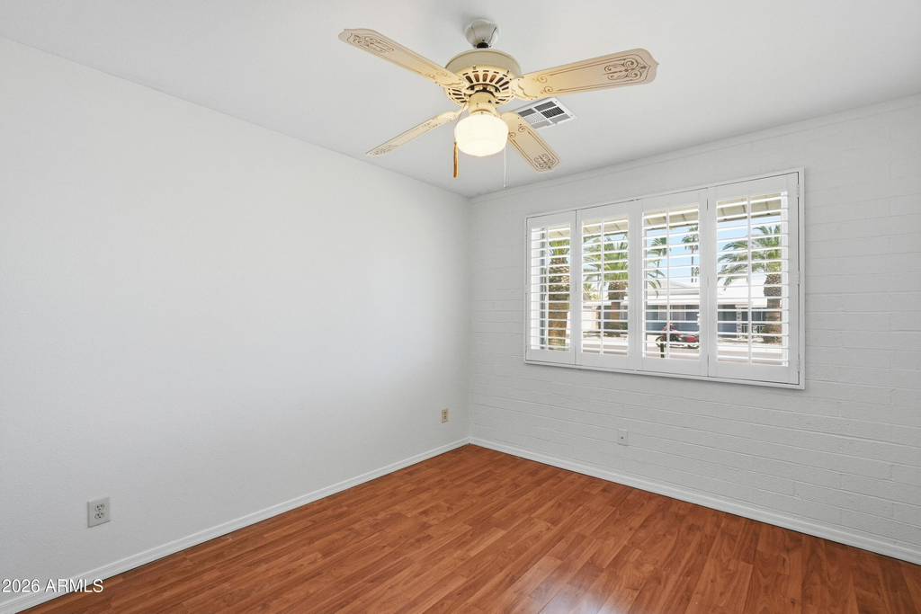 10747 W Hope Drive - Photo 17