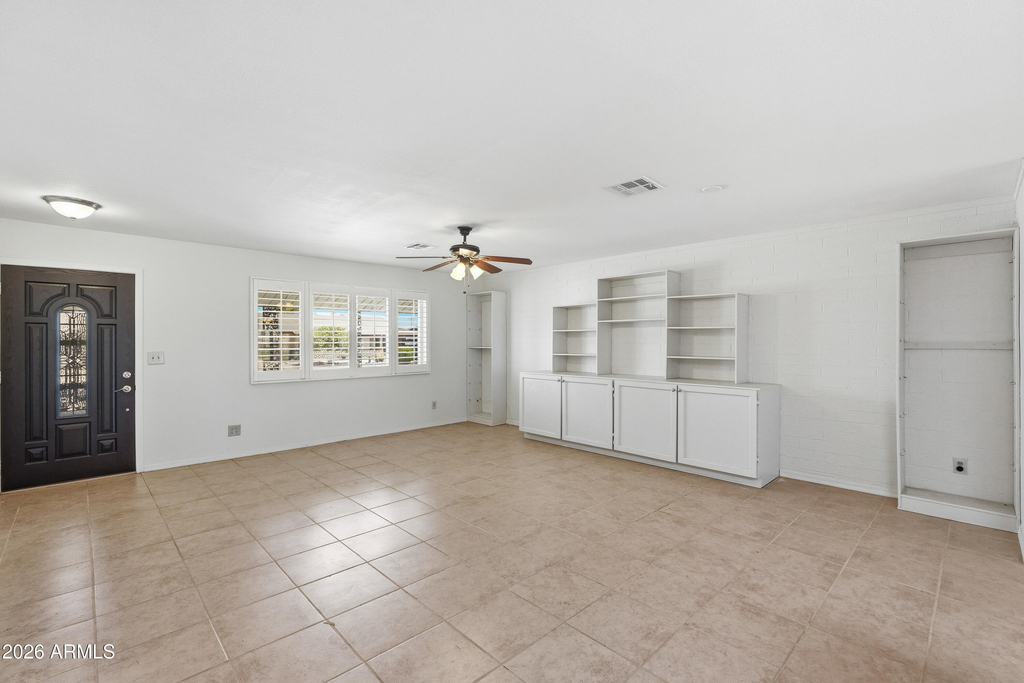 10747 W Hope Drive - Photo 5