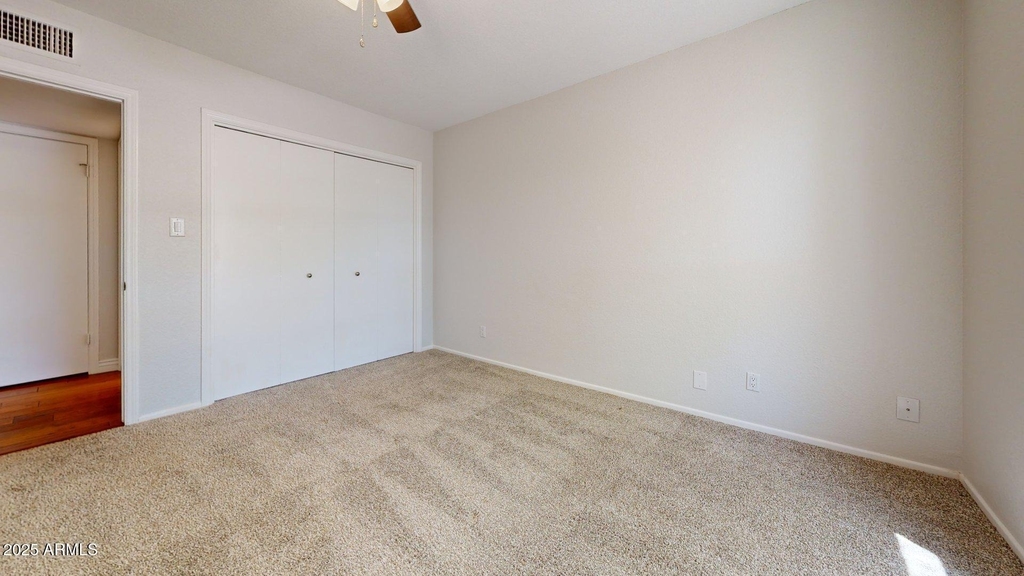 2534 S Grandview Avenue - Photo 17