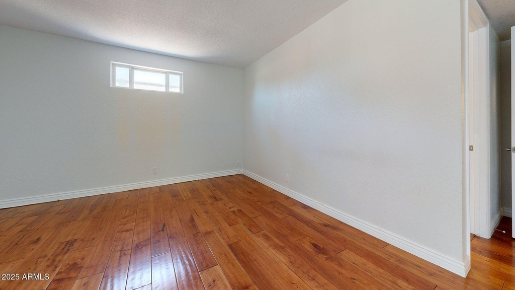 2534 S Grandview Avenue - Photo 20