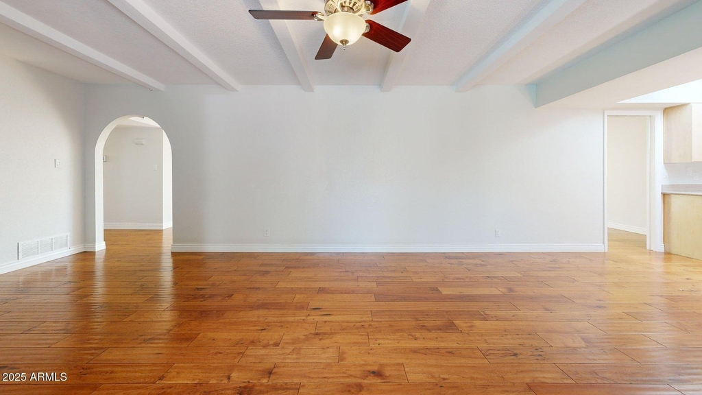 2534 S Grandview Avenue - Photo 13