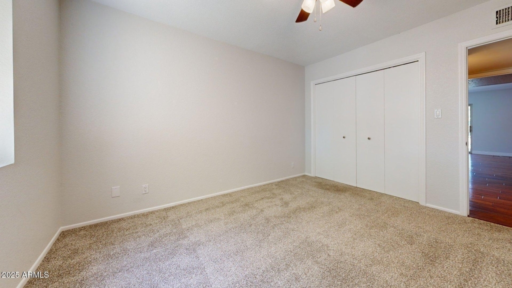 2534 S Grandview Avenue - Photo 19