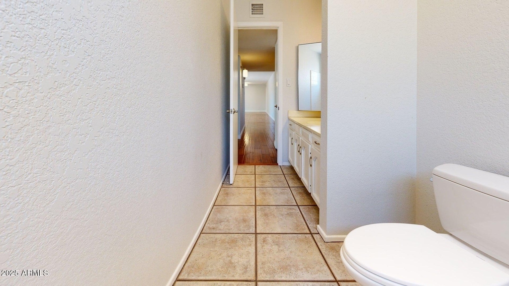 2534 S Grandview Avenue - Photo 24