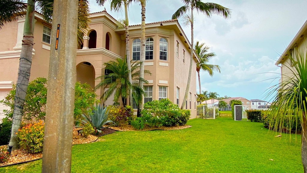 6489 Marbletree Lane - Photo 4