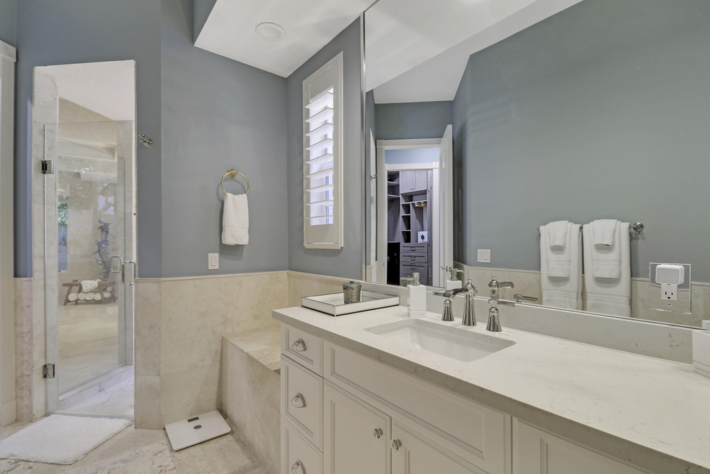18808 Se Windward Island Lane - Photo 36