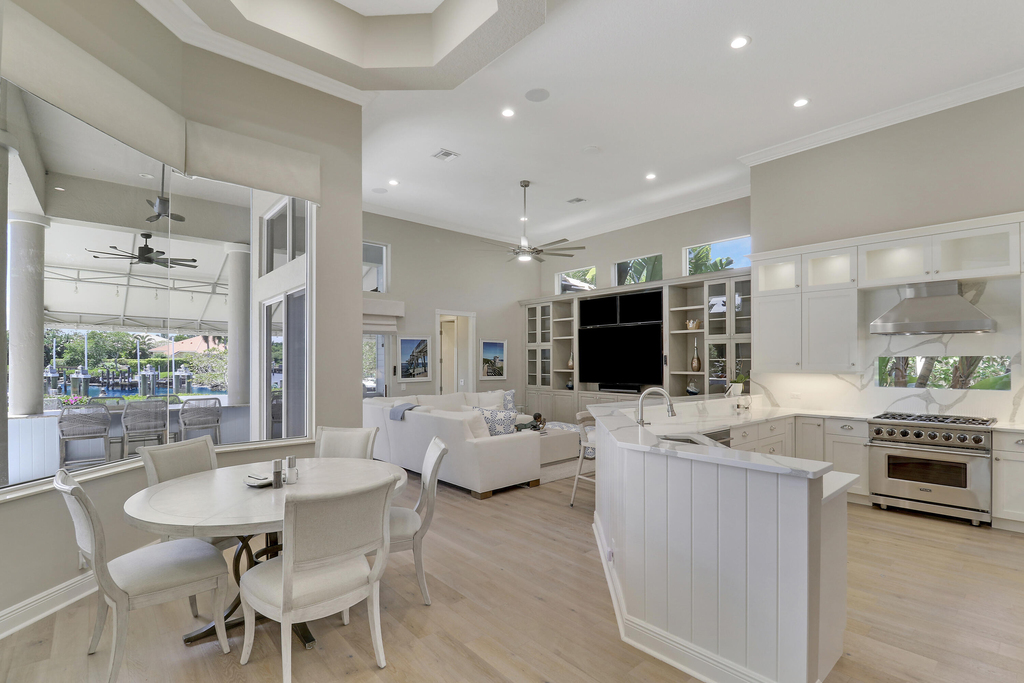18808 Se Windward Island Lane - Photo 19