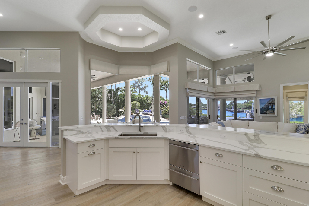 18808 Se Windward Island Lane - Photo 25