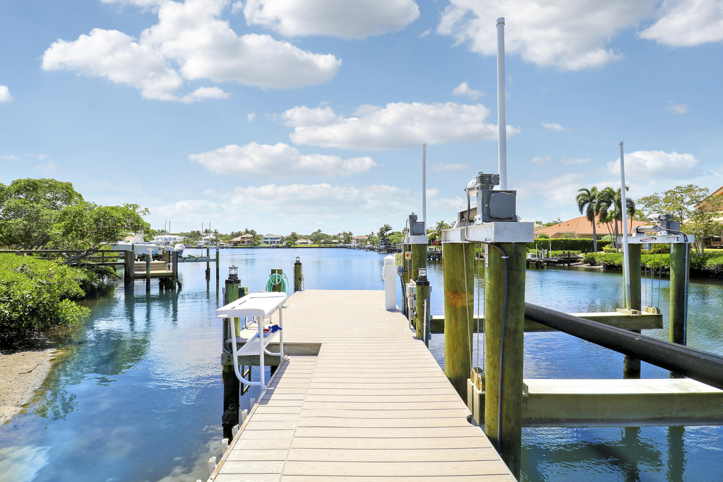 18808 Se Windward Island Lane - Photo 49
