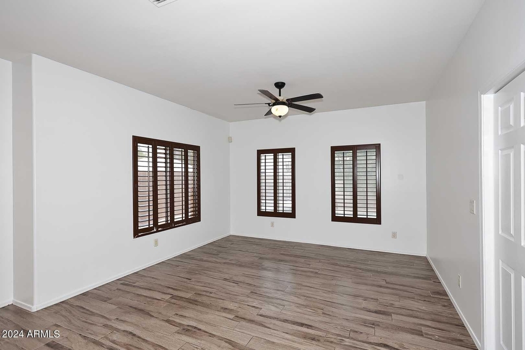 6006 N 5th Place - Photo 9