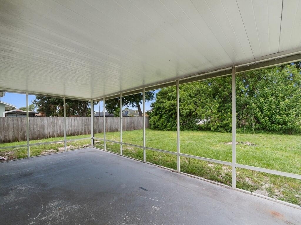 205 Sw Voltair Terrace - Photo 19