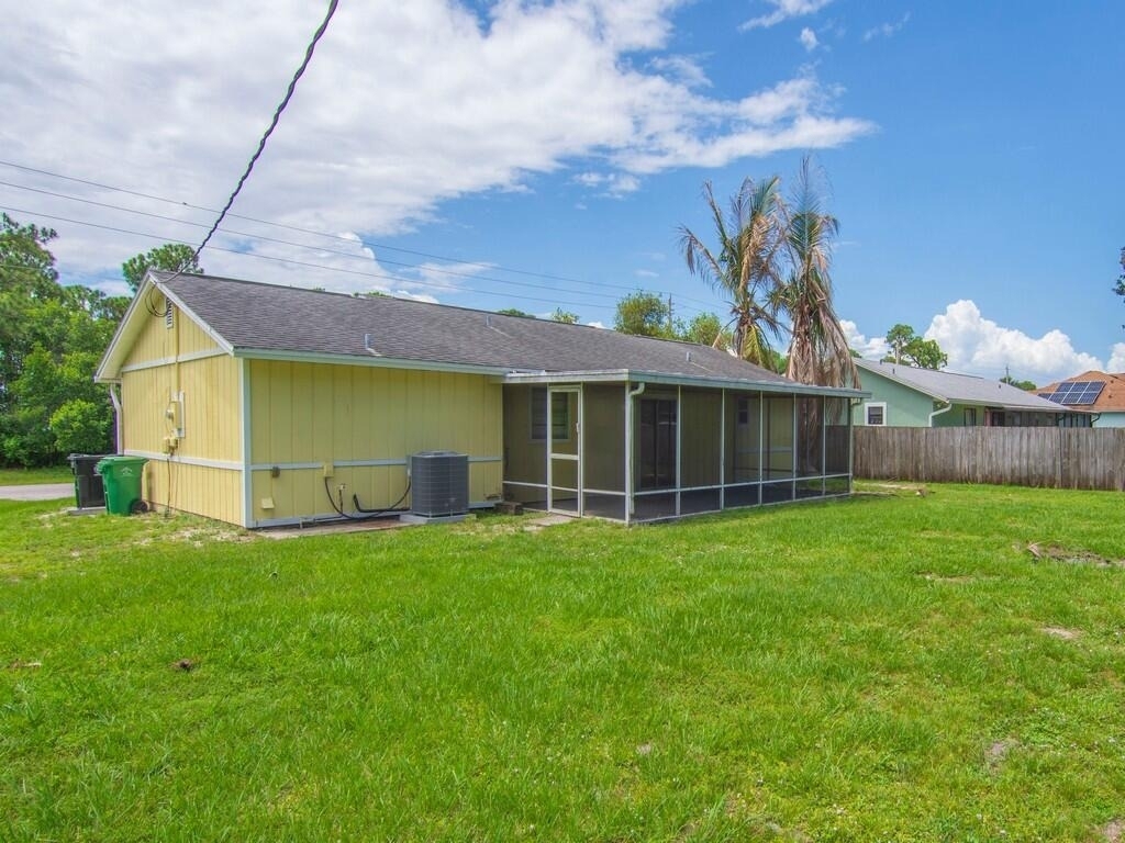 205 Sw Voltair Terrace - Photo 21