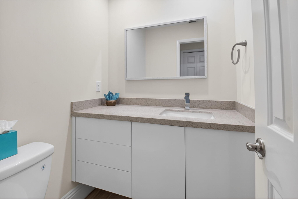 7484 La Paz Boulevard - Photo 21