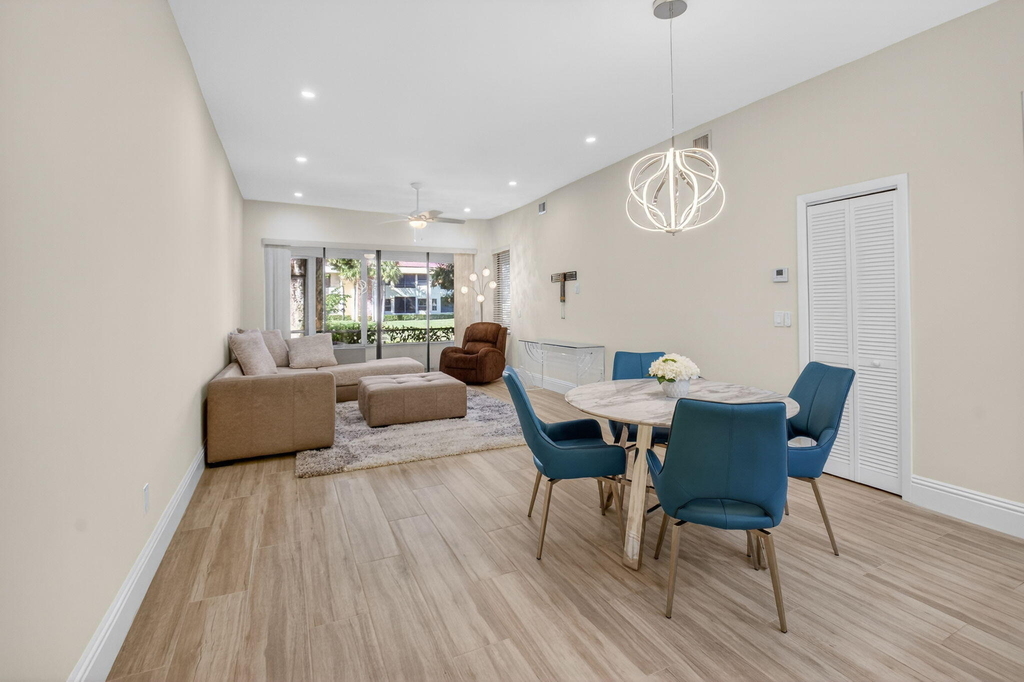 7484 La Paz Boulevard - Photo 11