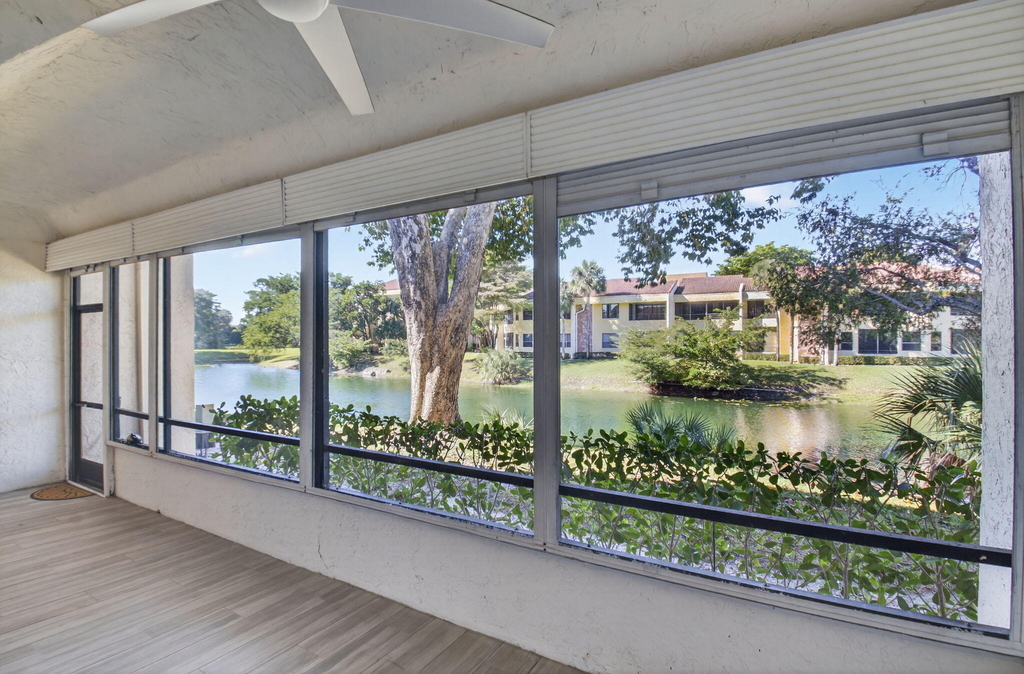 7484 La Paz Boulevard - Photo 5
