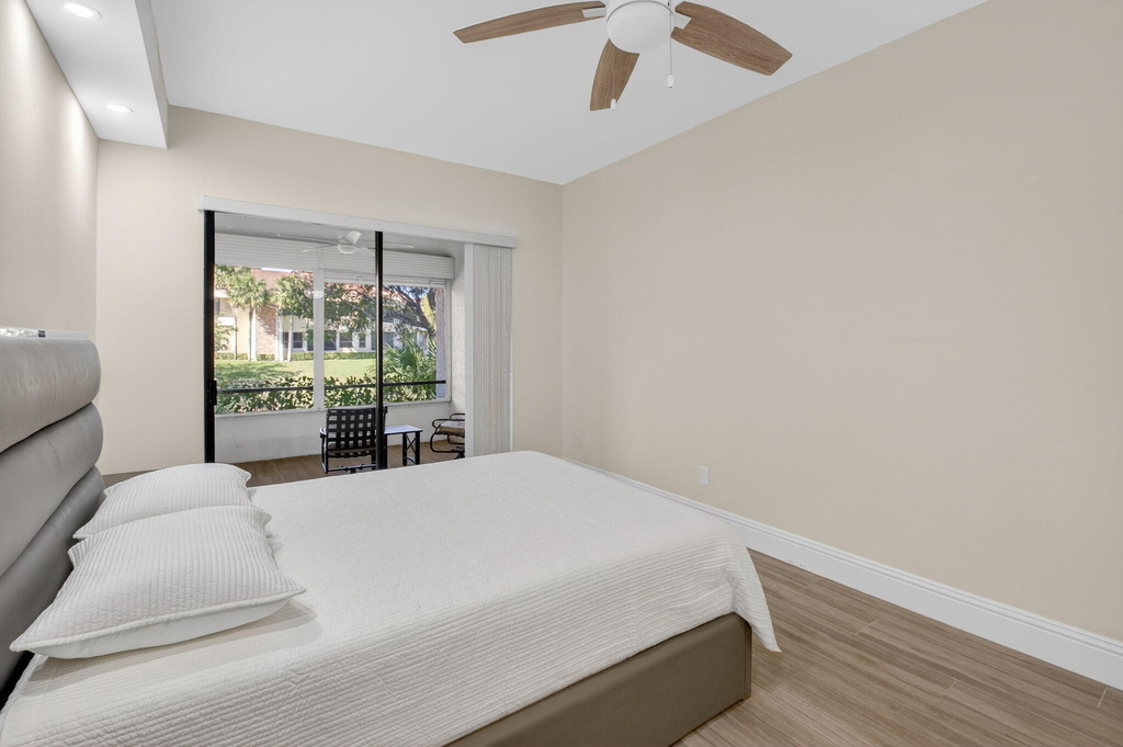 7484 La Paz Boulevard - Photo 25