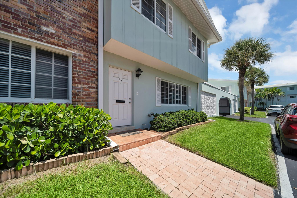 5400 N Ocean Boulevard - Photo 0