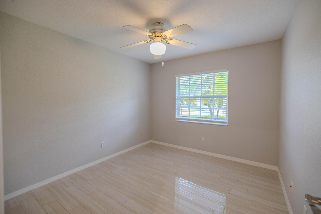 13590 Callington Drive - Photo 17