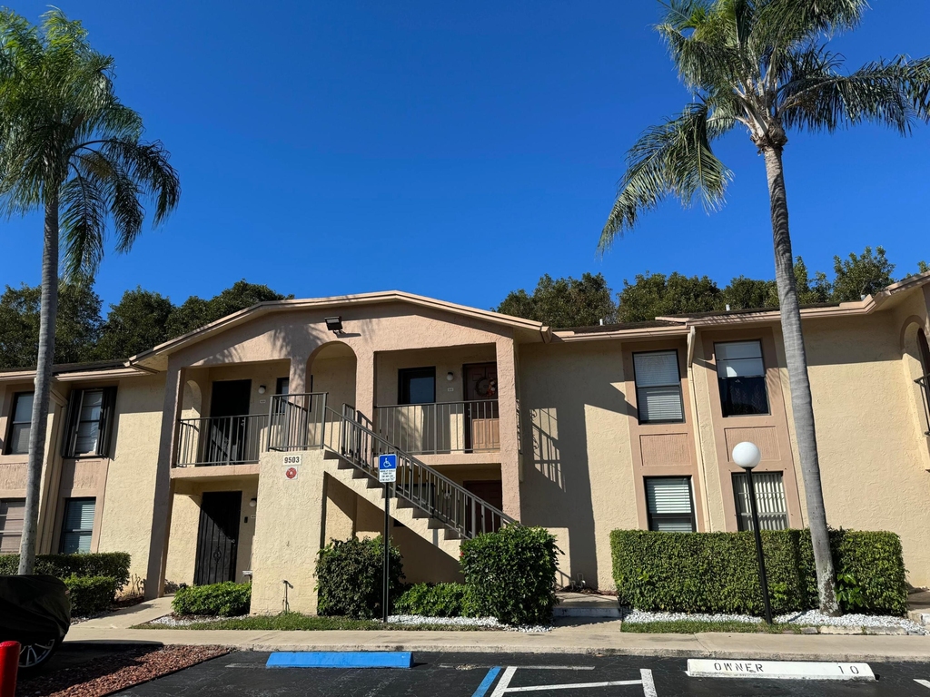 9503 Boca Cove Circle - Photo 1
