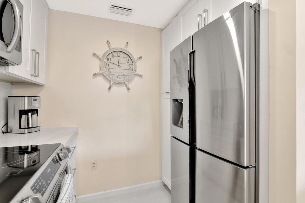 2036 Alta Meadows Lane - Photo 11