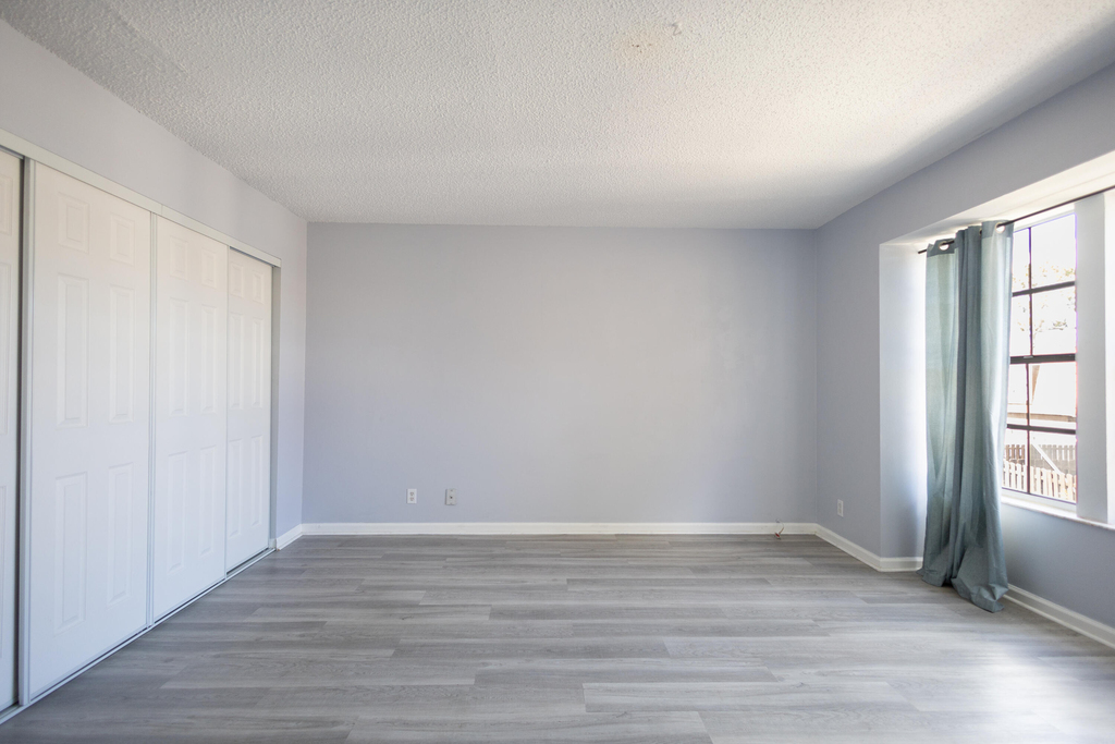 110 Weybridge Circle - Photo 8