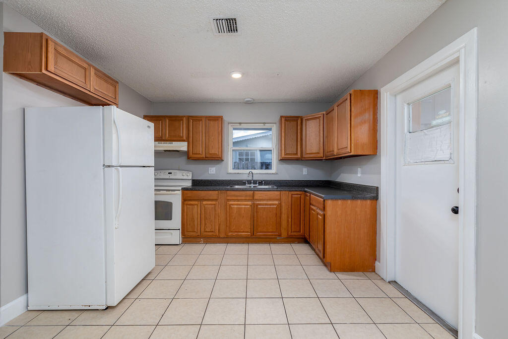 917 Se Nassau Avenue - Photo 10