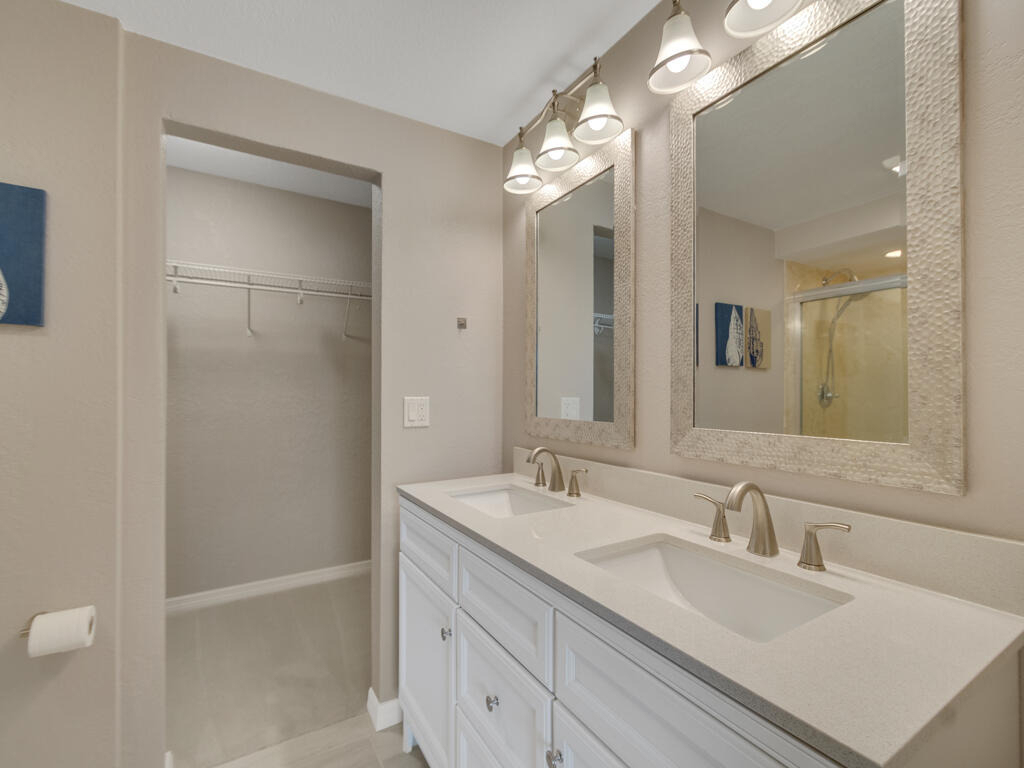 3206 S Lakeview Circle - Photo 18