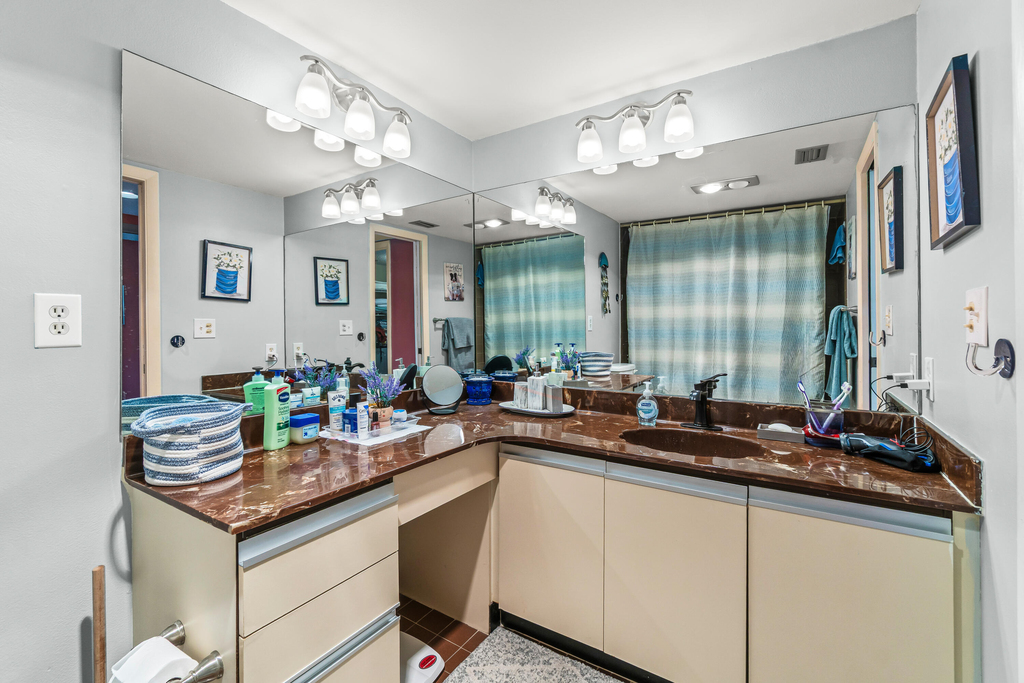 5687 Fairway Park Drive - Photo 23