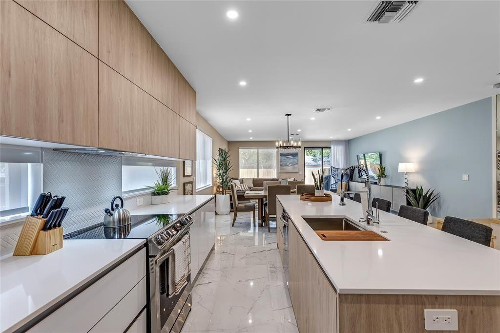 811 Sw 10th Terrace - Photo 10