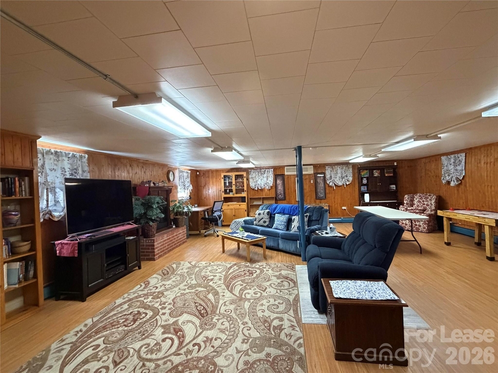 329 Malcolm Road - Photo 8