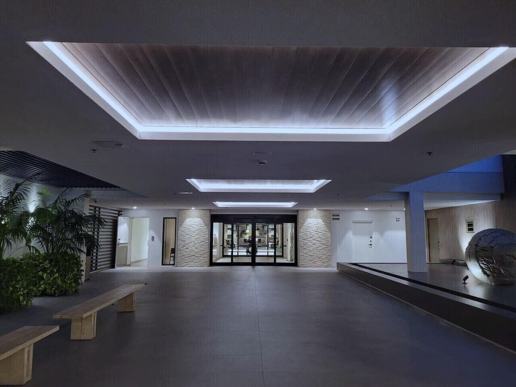 2301 Collins Avenue - Photo 8