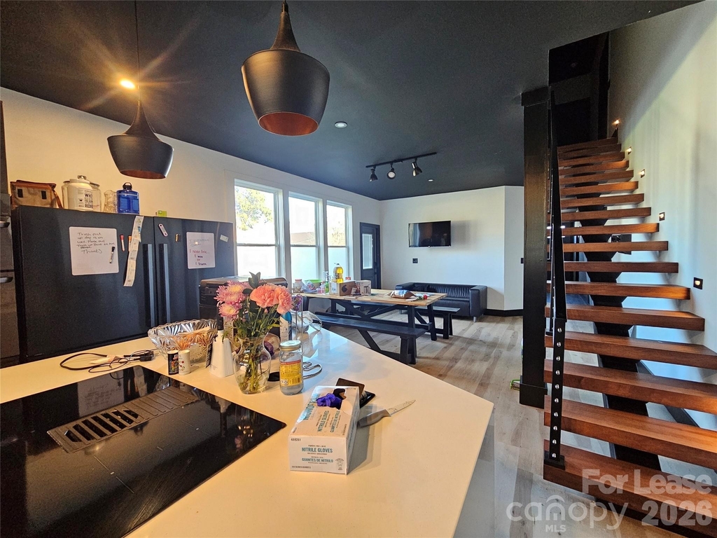 1002 Crawford Road - Photo 8