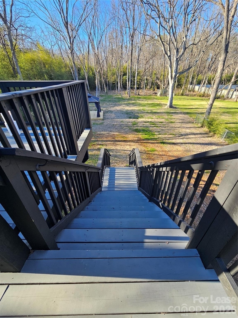 1002 Crawford Road - Photo 11