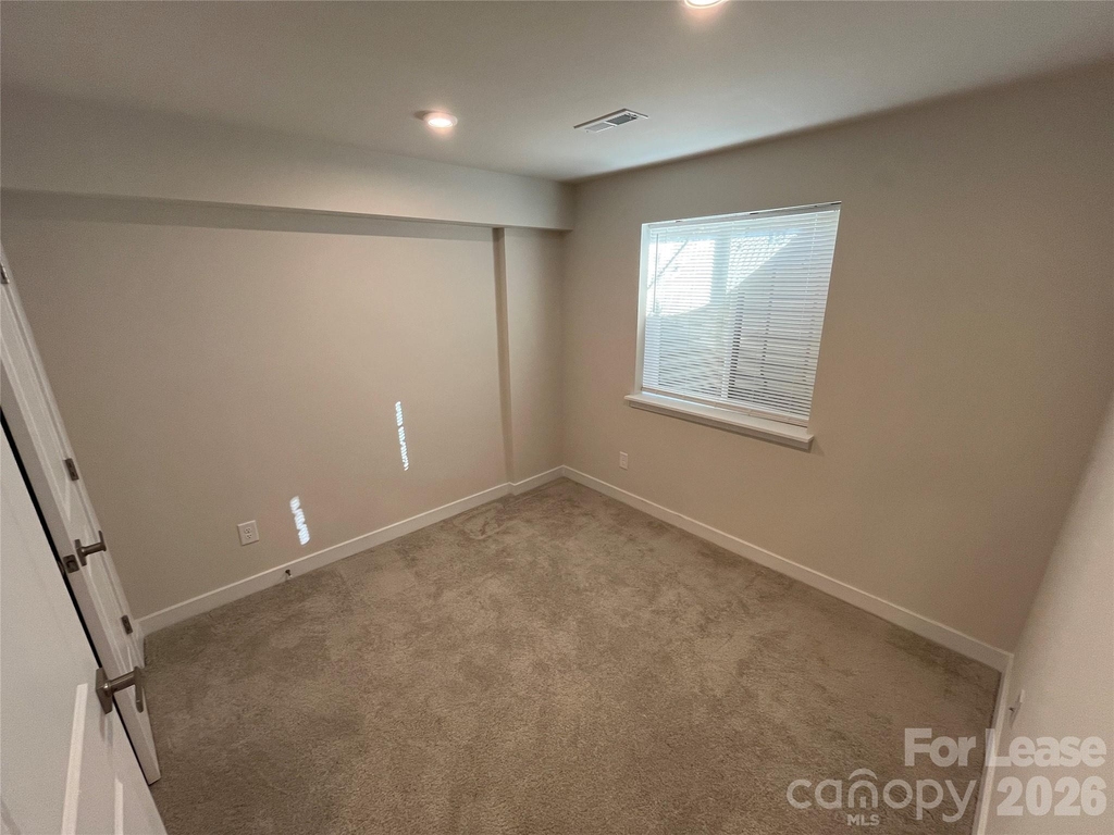 4730 Chastain Avenue - Photo 10