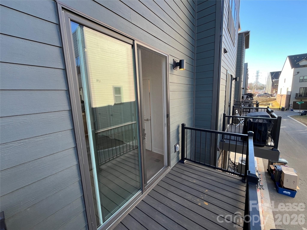 4730 Chastain Avenue - Photo 8