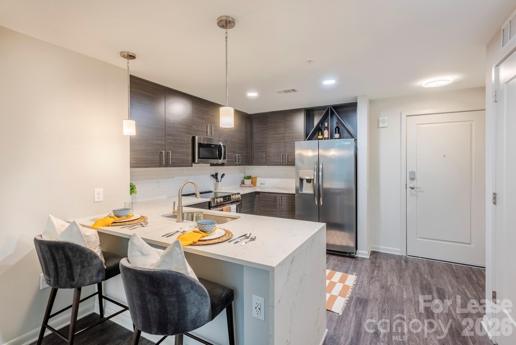 401 S Graham Street - Photo 13