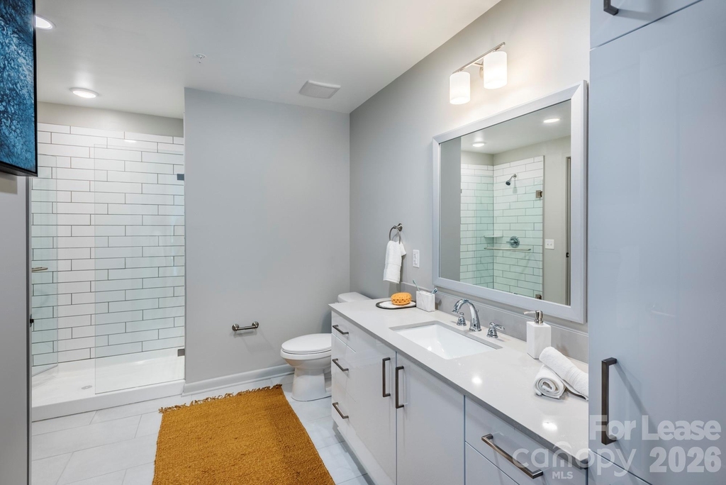 401 S Graham Street - Photo 15