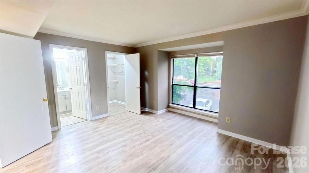 11139 Harrowfield Road - Photo 4