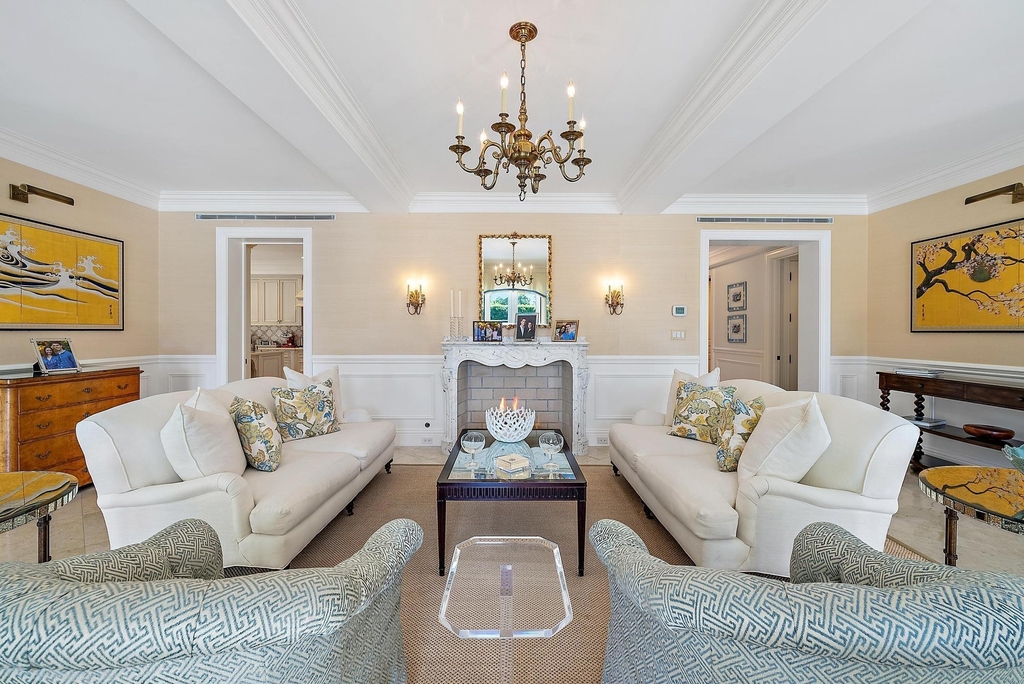210 Emerald Lane - Photo 4