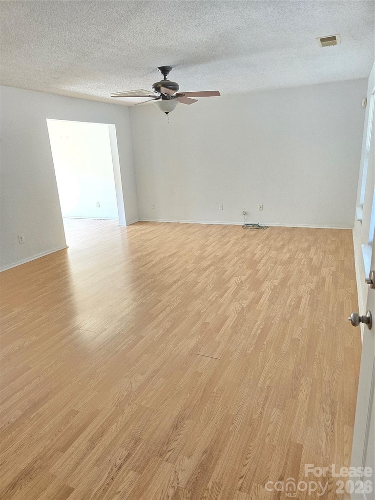 3073 Parade Lane Sw - Photo 7