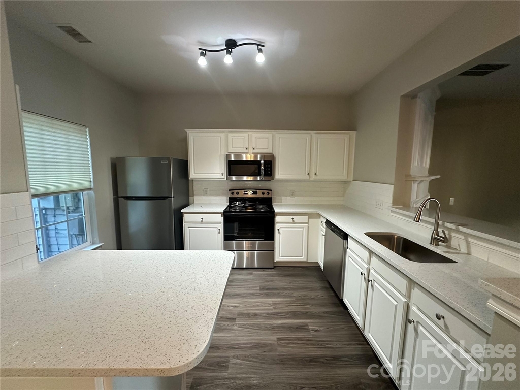 6613 Rothchild Drive - Photo 6