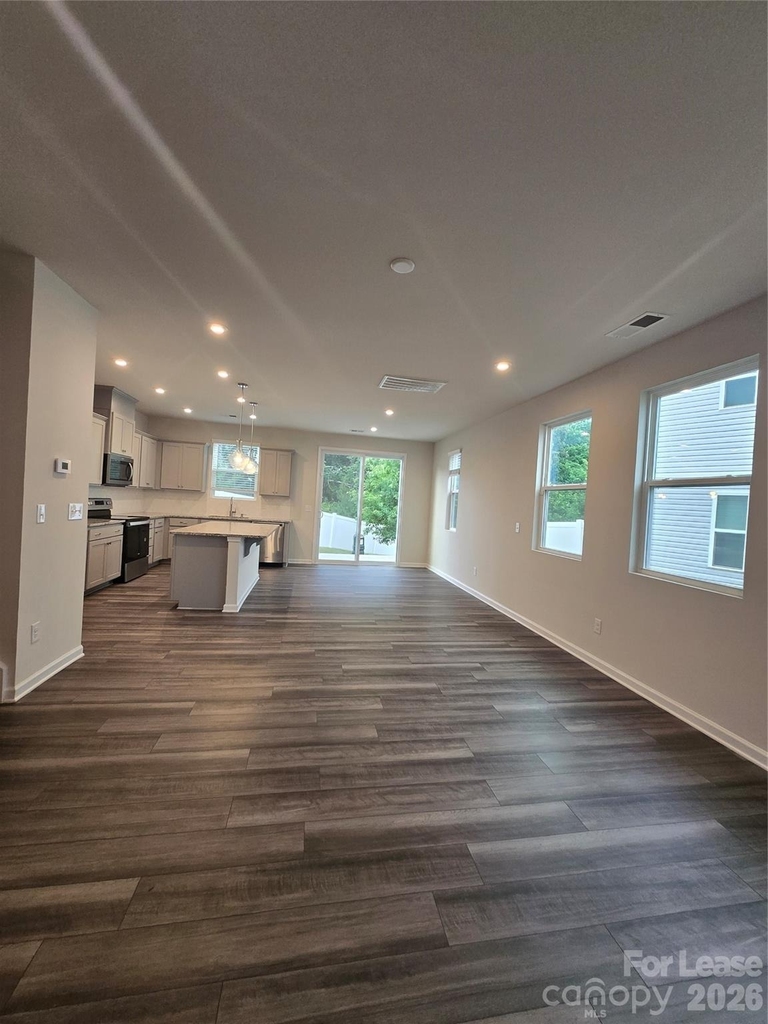 7223 Encino Place - Photo 3